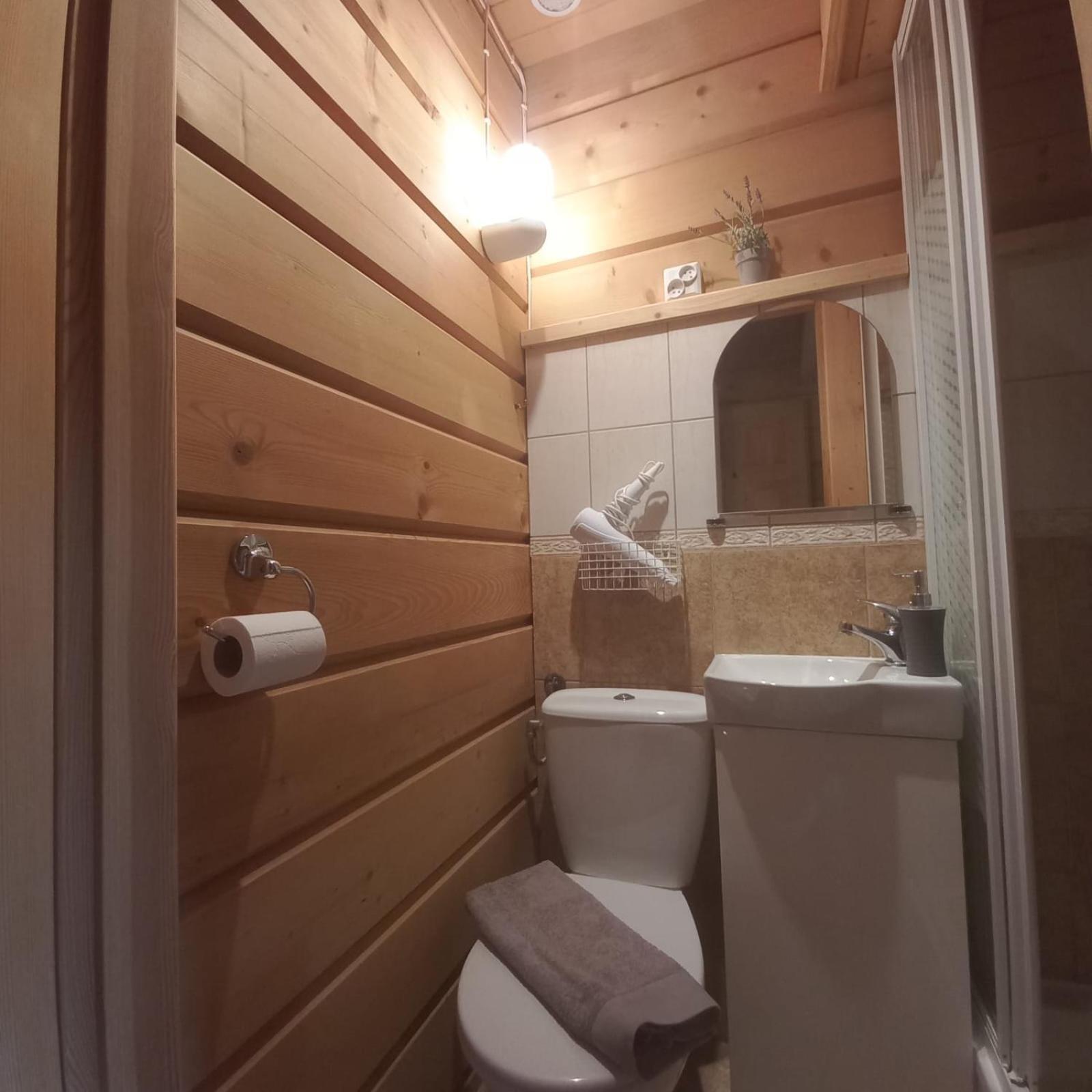 Mizerna Lily Garden B&B 외부 사진