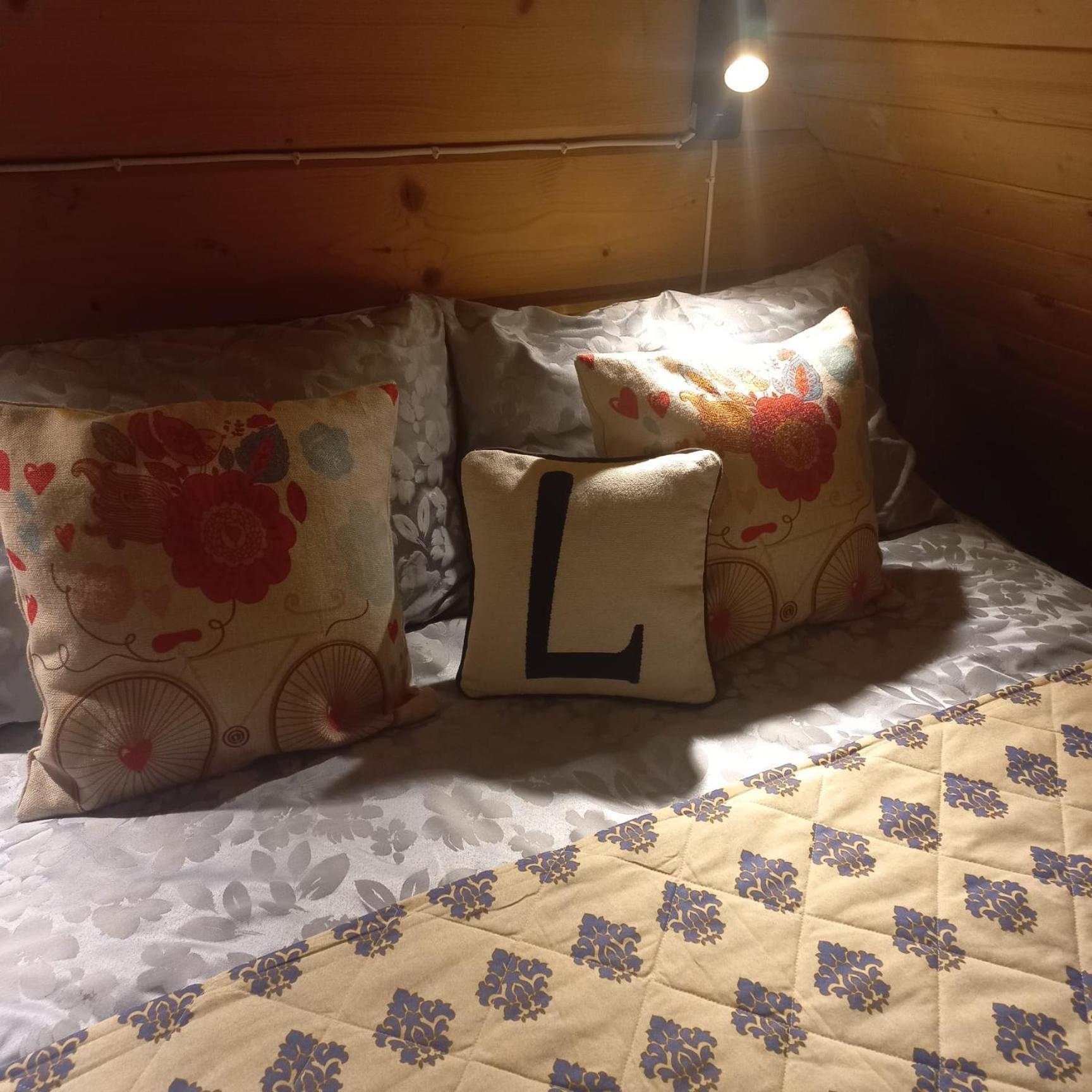 Mizerna Lily Garden B&B 외부 사진