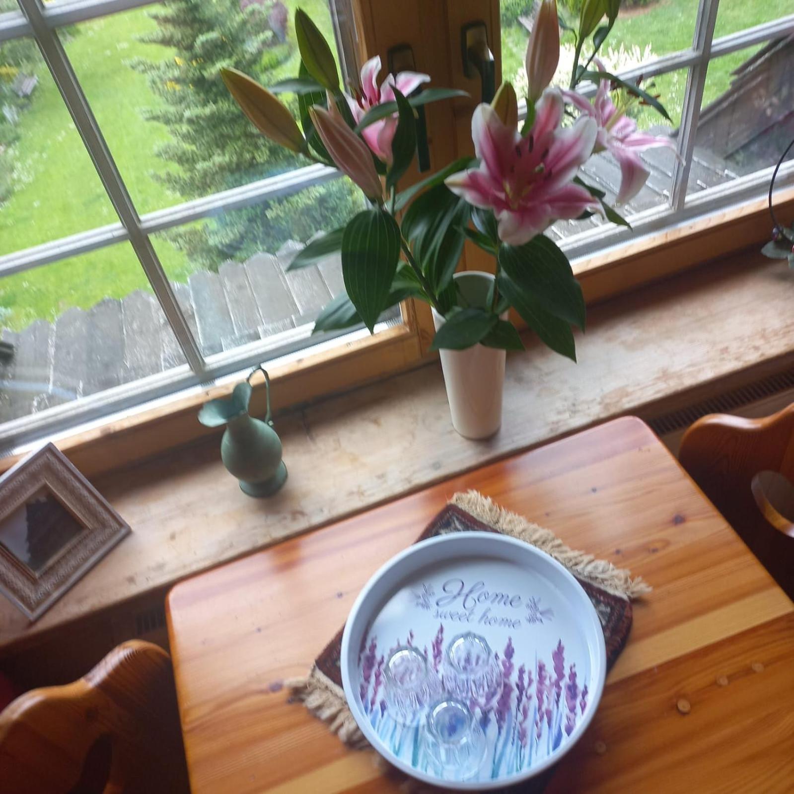Mizerna Lily Garden B&B 객실 사진