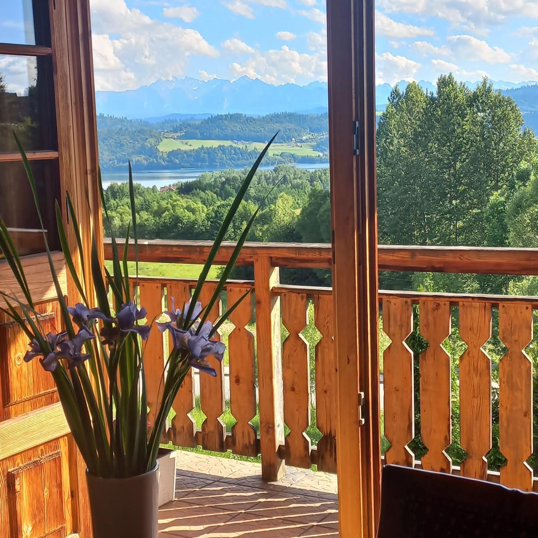 Mizerna Lily Garden B&B 객실 사진
